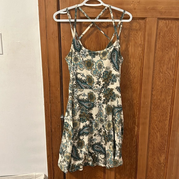 Dress - Picture 1 of 2